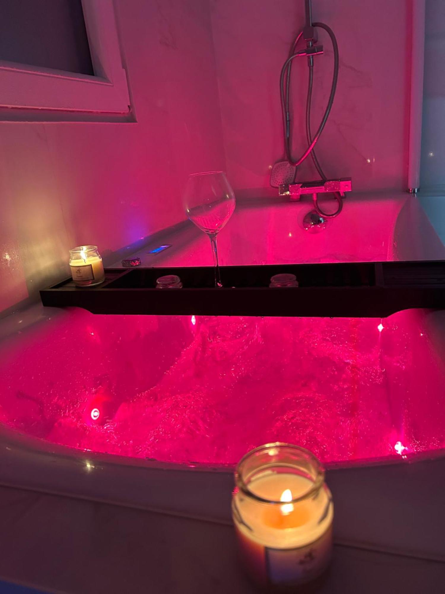 Avec Jacuzzi Apartment Chalon-sur-Saone